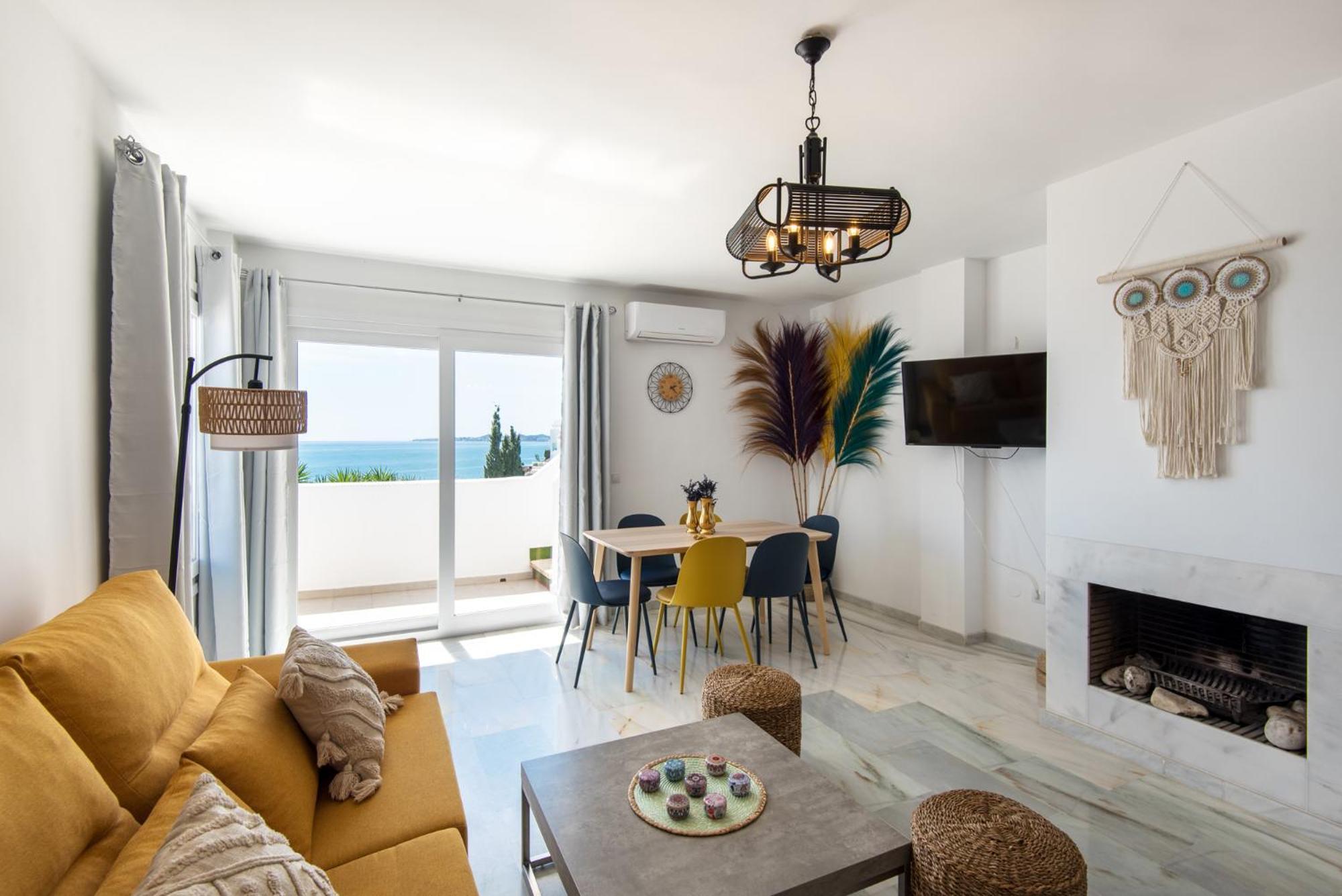 Coral Island Mediterranean Duplex Penthouse 베날마데나코스타 외부 사진