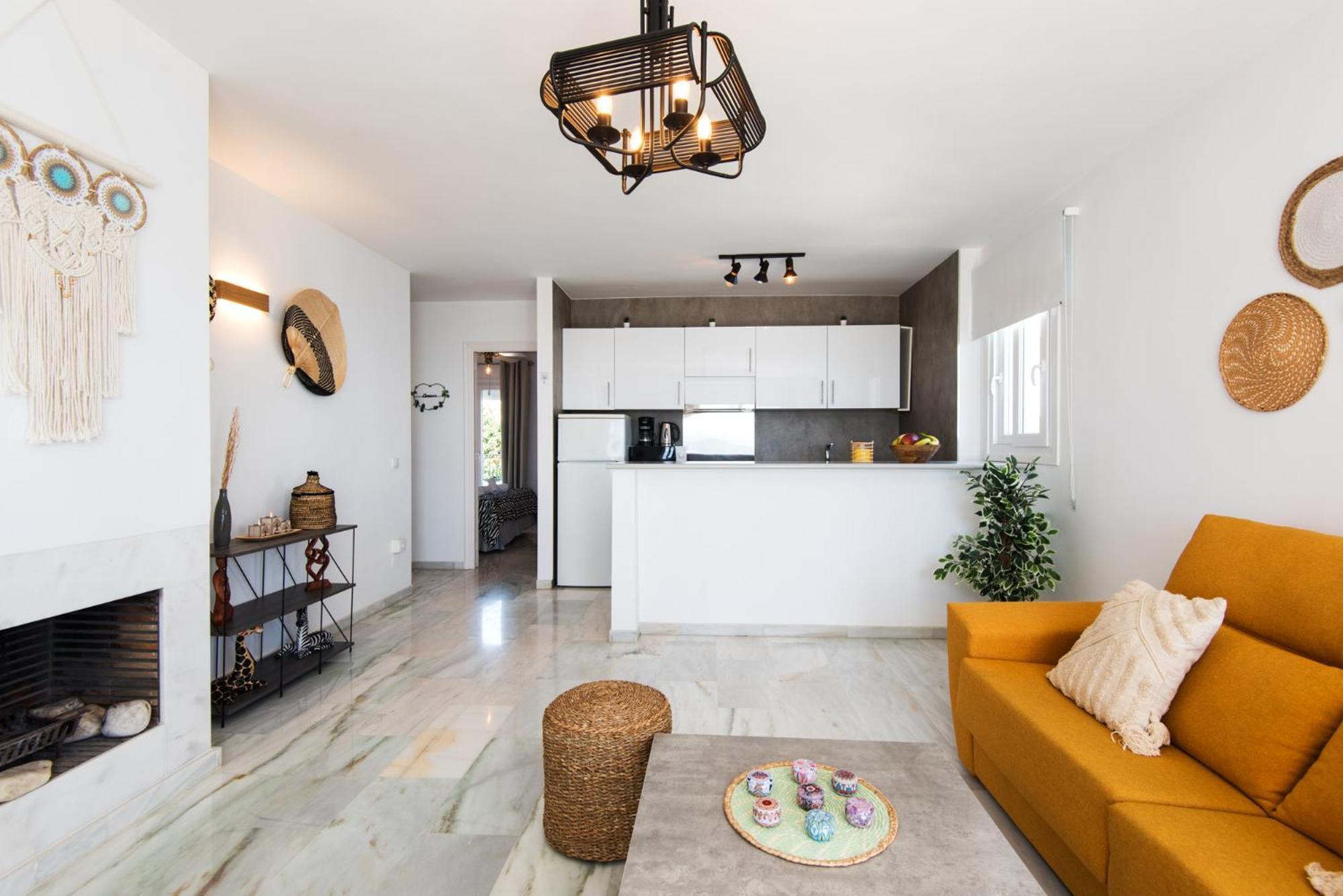 Coral Island Mediterranean Duplex Penthouse 베날마데나코스타 외부 사진