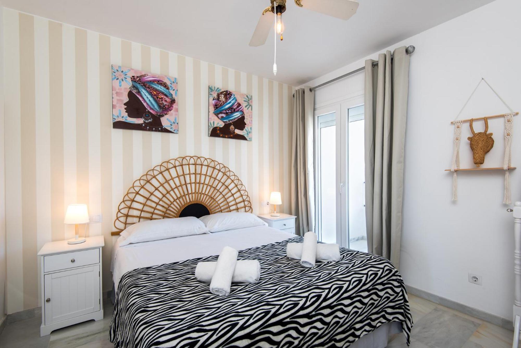 Coral Island Mediterranean Duplex Penthouse 베날마데나코스타 외부 사진