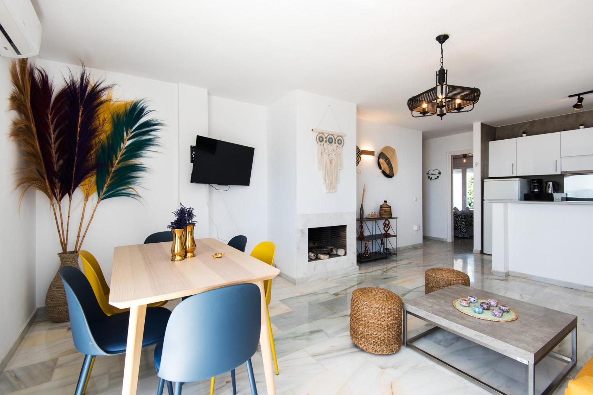 Coral Island Mediterranean Duplex Penthouse 베날마데나코스타 외부 사진