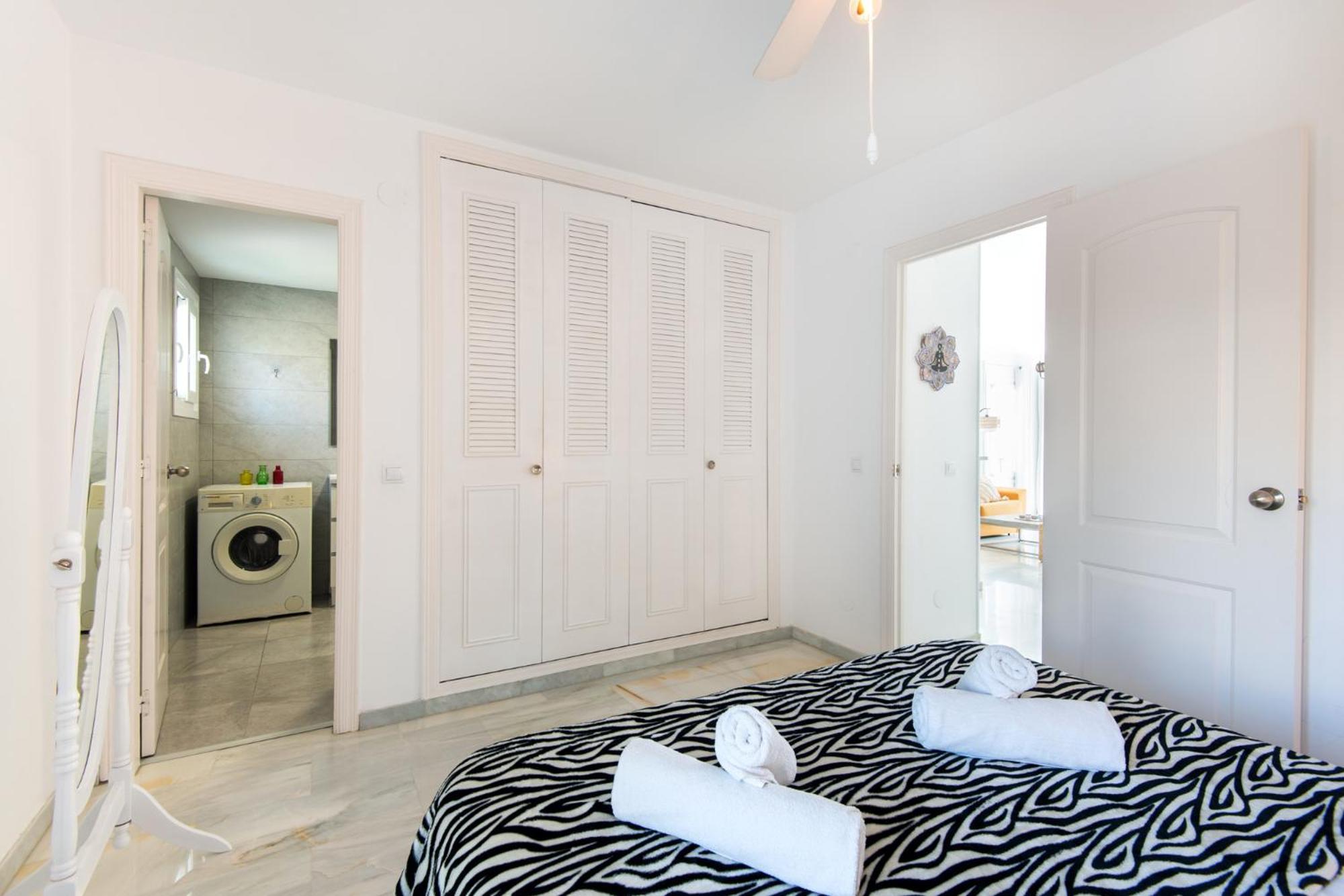 Coral Island Mediterranean Duplex Penthouse 베날마데나코스타 외부 사진